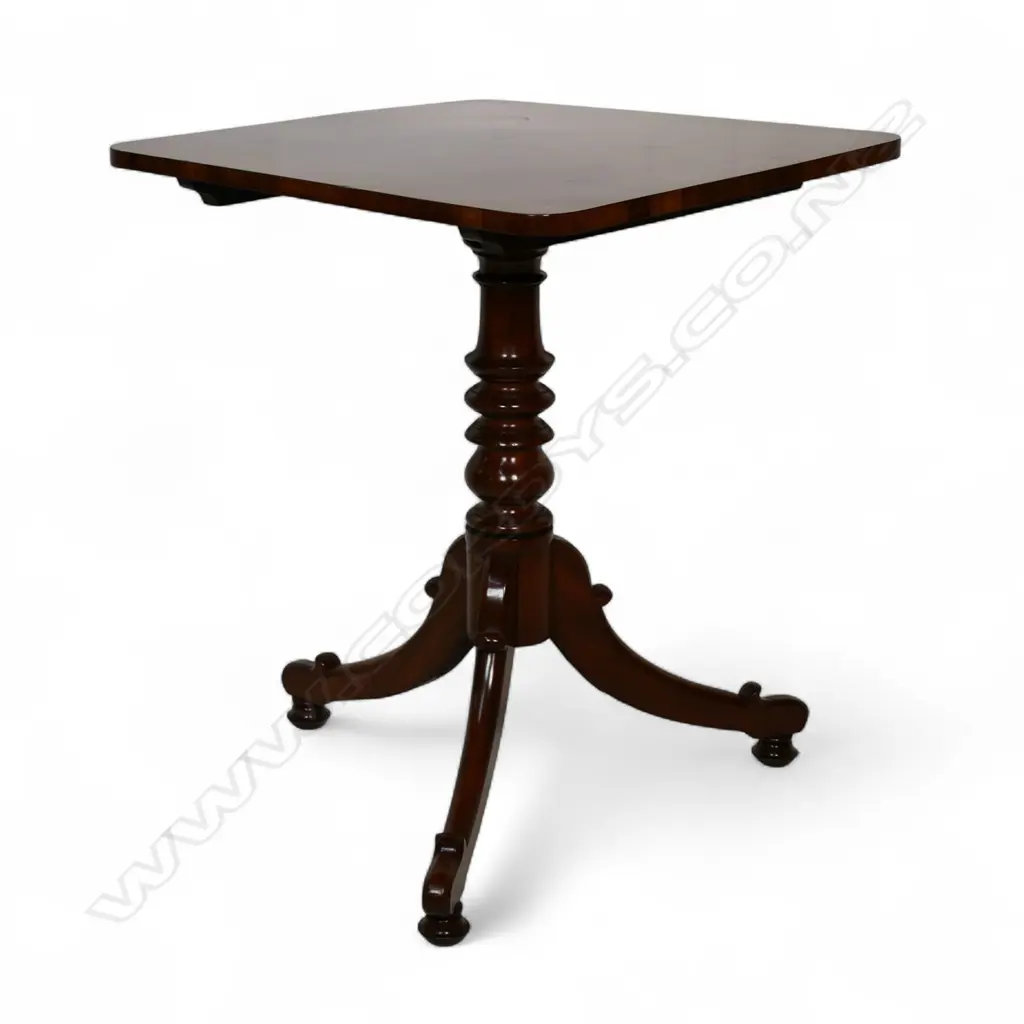 A French c.1815 flame mahogany tripod table, Image 1++